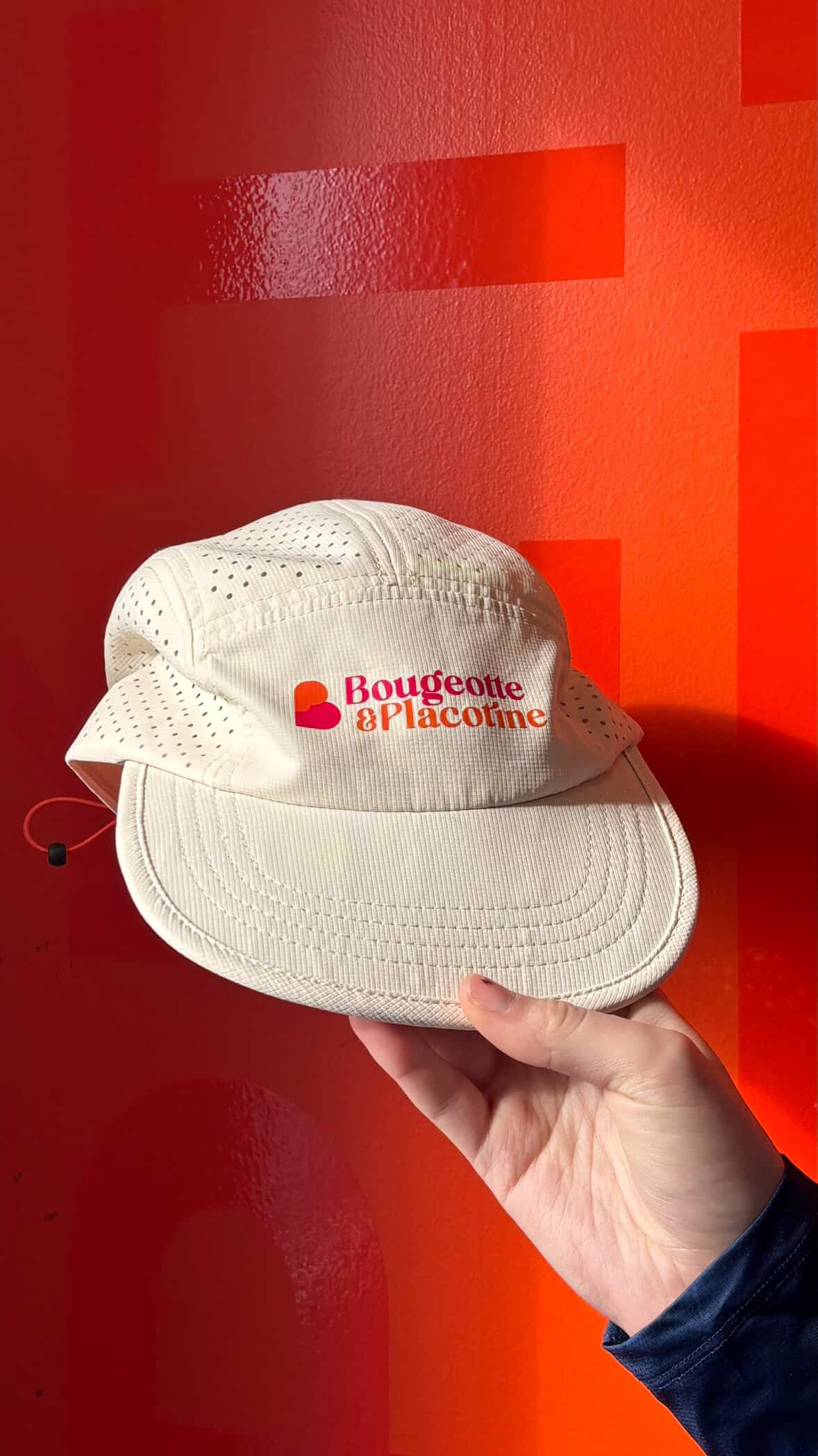Casquettes (plusieurs couleurs et modèles disponible)