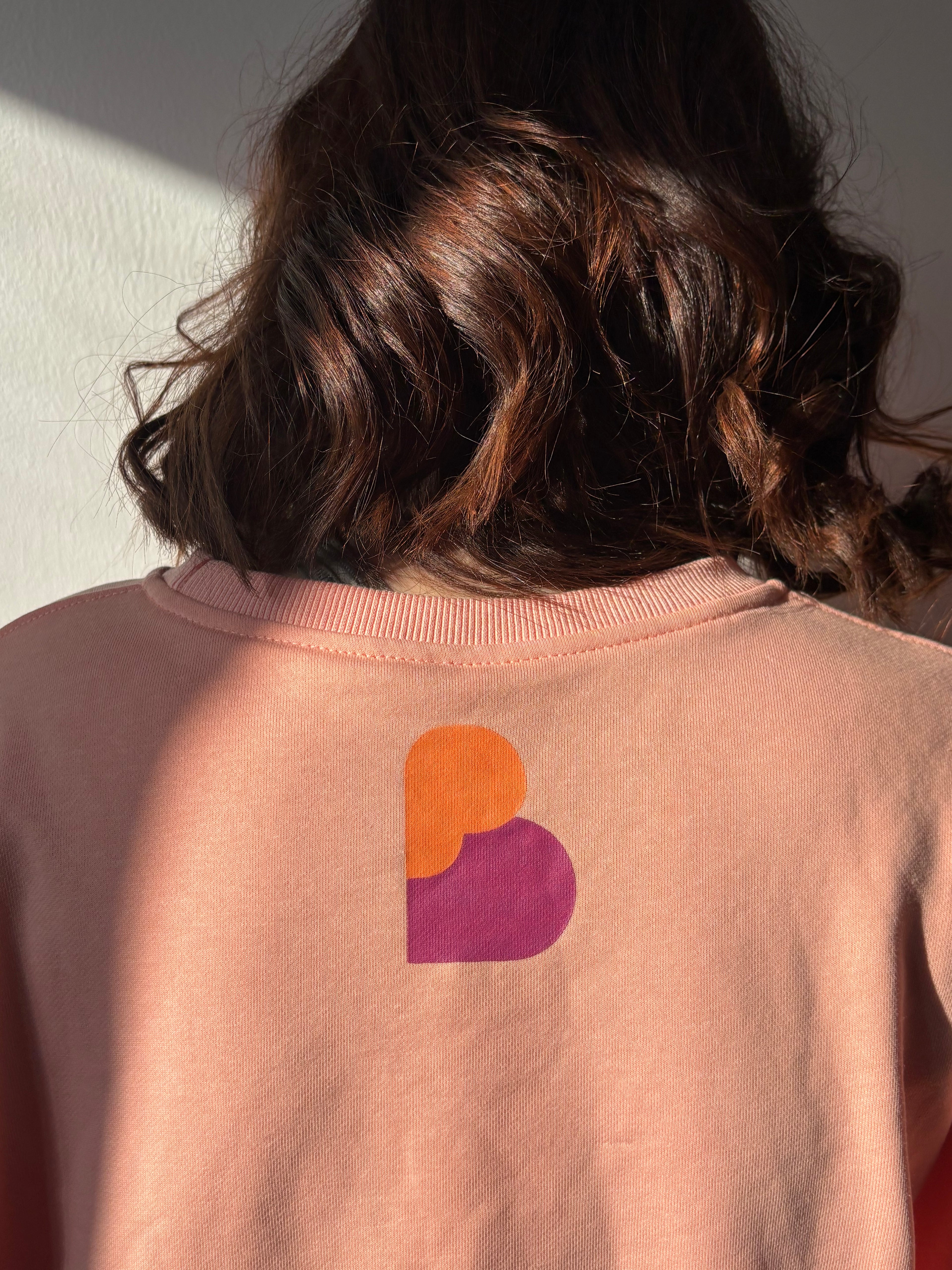 Crewneck court rose